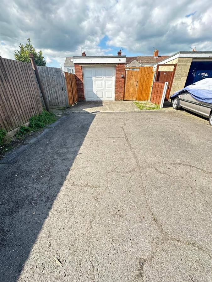 Edinburgh Street Home - Beautiful House With Free Parking And Wifi, Equipped With Comfy Furnitures Свіндон Екстер'єр фото
